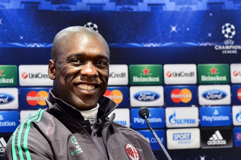Clarence Seedorf, ‘El Profesor’ pasa a la práctica