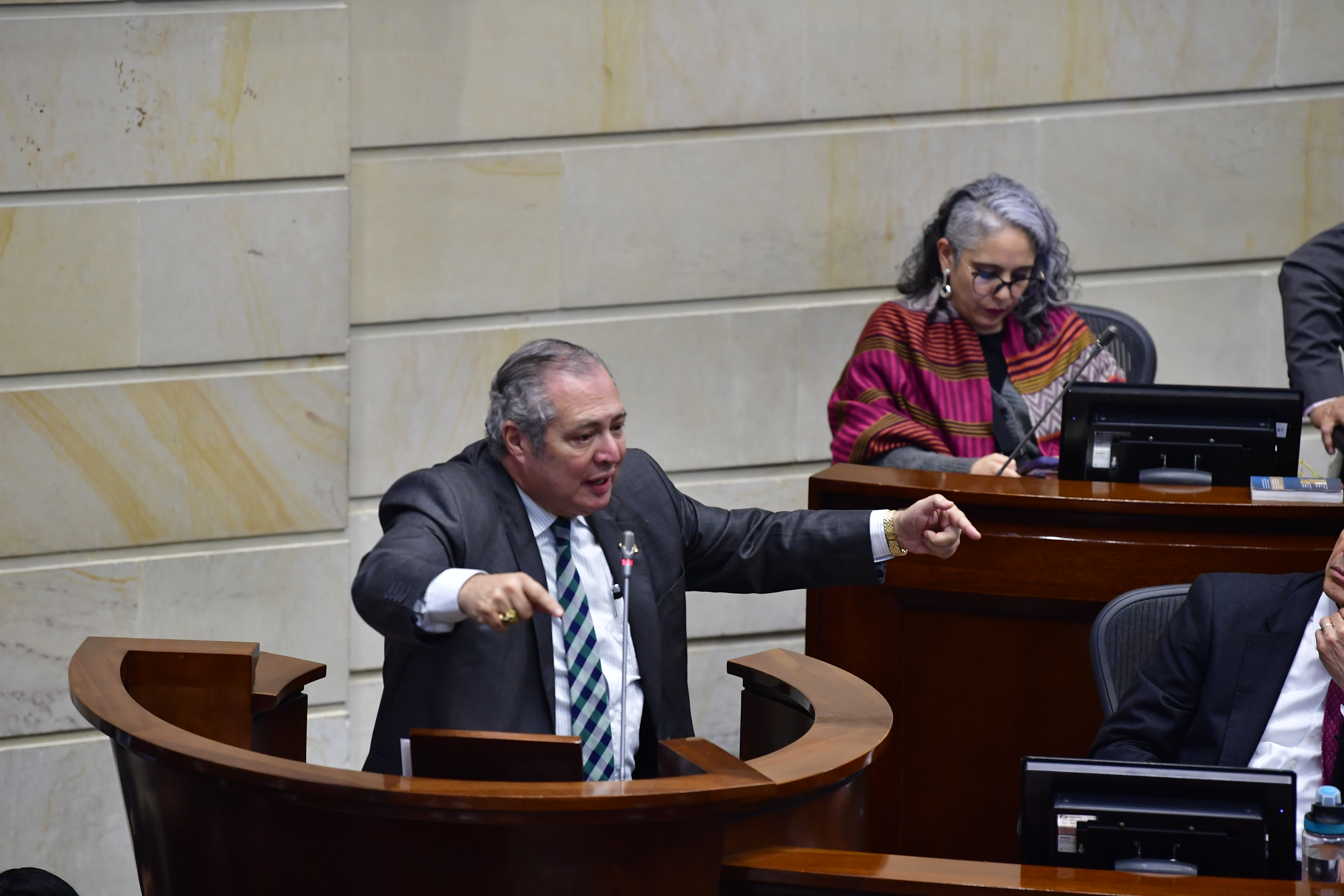 Presidente del senado durante el debate de la reforma pensional en el senado