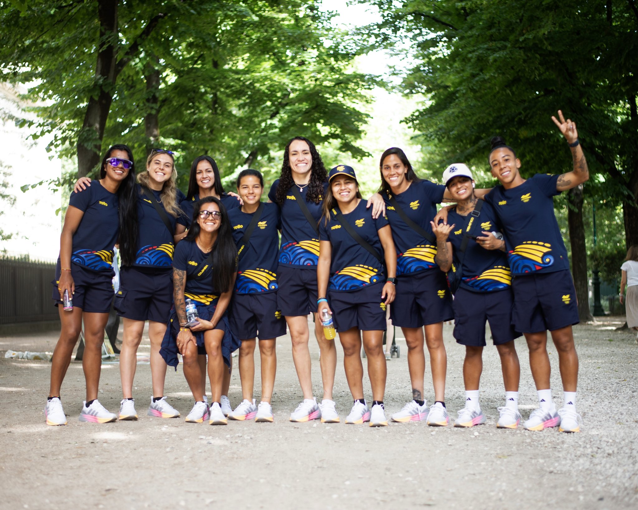 La selección femenina de Colombia ya se encuentra en París para iniciar su participación de las justas.