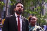 Trump avisa que vigilará Nueva York tras respaldo de gobernadora a Zohran Mamdani