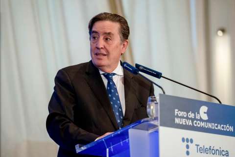 La RAE se pronuncia tras las críticas de Luis García Montero sobre su director