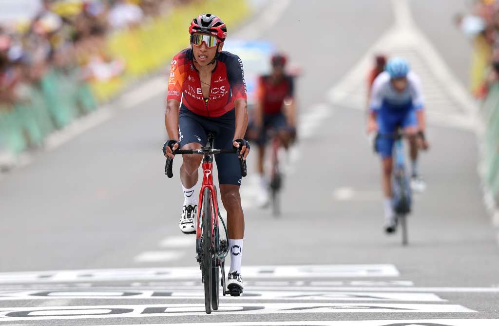 Laruns (France), 05/07/2023.- Colombian rider Egan Bernal of team INEOS Grenadiers crosses the finish line of the 5th stage of the Tour de France 2023, a 162,7km race from Pau to Laruns, France, 05 July 2023. (Ciclismo, Francia) EFE/EPA/MARTIN DIVISEK