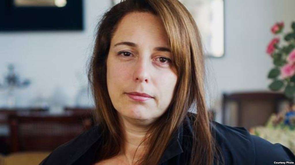 Tanie Bruguera, dos veces detenida en La Habana por sus protestas contra la nueva política represiva del gobierno contra las artes y la cultura en general. / Cortesía