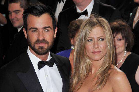 Jennifer Aniston y Justin Theroux posponen su boda, prevista para este verano