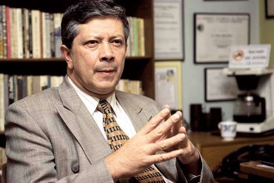 Tres sicarios, quienes se hicieron pasar como periodistas, entraron al despacho de Eduardo Umaña Mendoza y le quitaron la vida. / Archivo El Espectador.