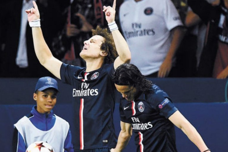 "David Luiz y Cavani no quieren volver a París tras atentados"