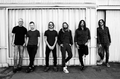 Fiesta, en clave de Foo Fighters