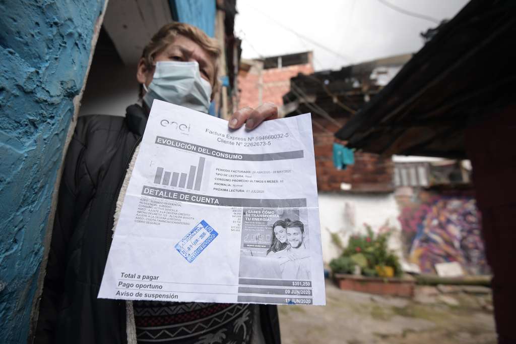 Habitante del sector La Casona, perjudicada por el cobro del servicio de aseo de 20 familias en el centro de Bogotá.