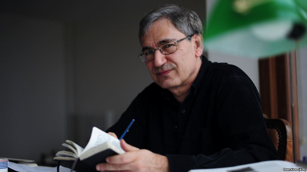 Orhan Pamuk, en Estambul, durante una entrevista anterior a la publicación de su más reciente novela, La mujer del pelo rojo. / Cortesía