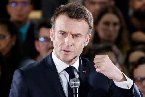 Macron derrota al Parlamento en las mociones de censura por su reforma pensional