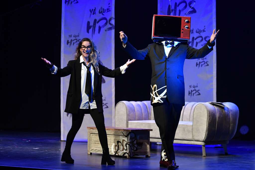Obra de teatro creada por el equipo de La Pulla de El Espectador y presentada en el teatro Astor Plaza por la periodista e integrante de este equipo María Paulina Baena
