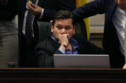 Andrés Calle renunció a su curul en la Cámara en medio de caso de la Ungrd