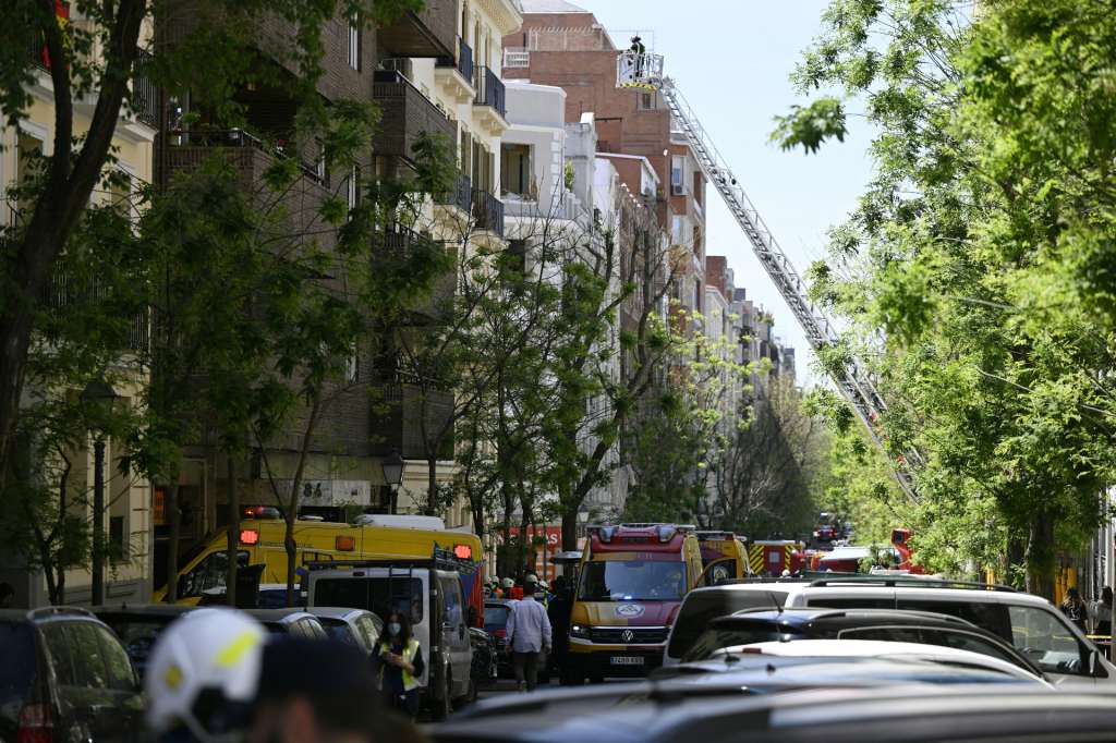 Tras analizar el estado del edificio luego de la explosión, los bomberos informaron que hay daños estructurales,