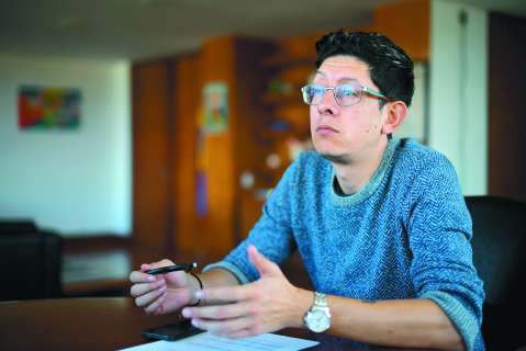 Sistema de salud de maestros: ministro de Educación pide a Procuraduría intervenir