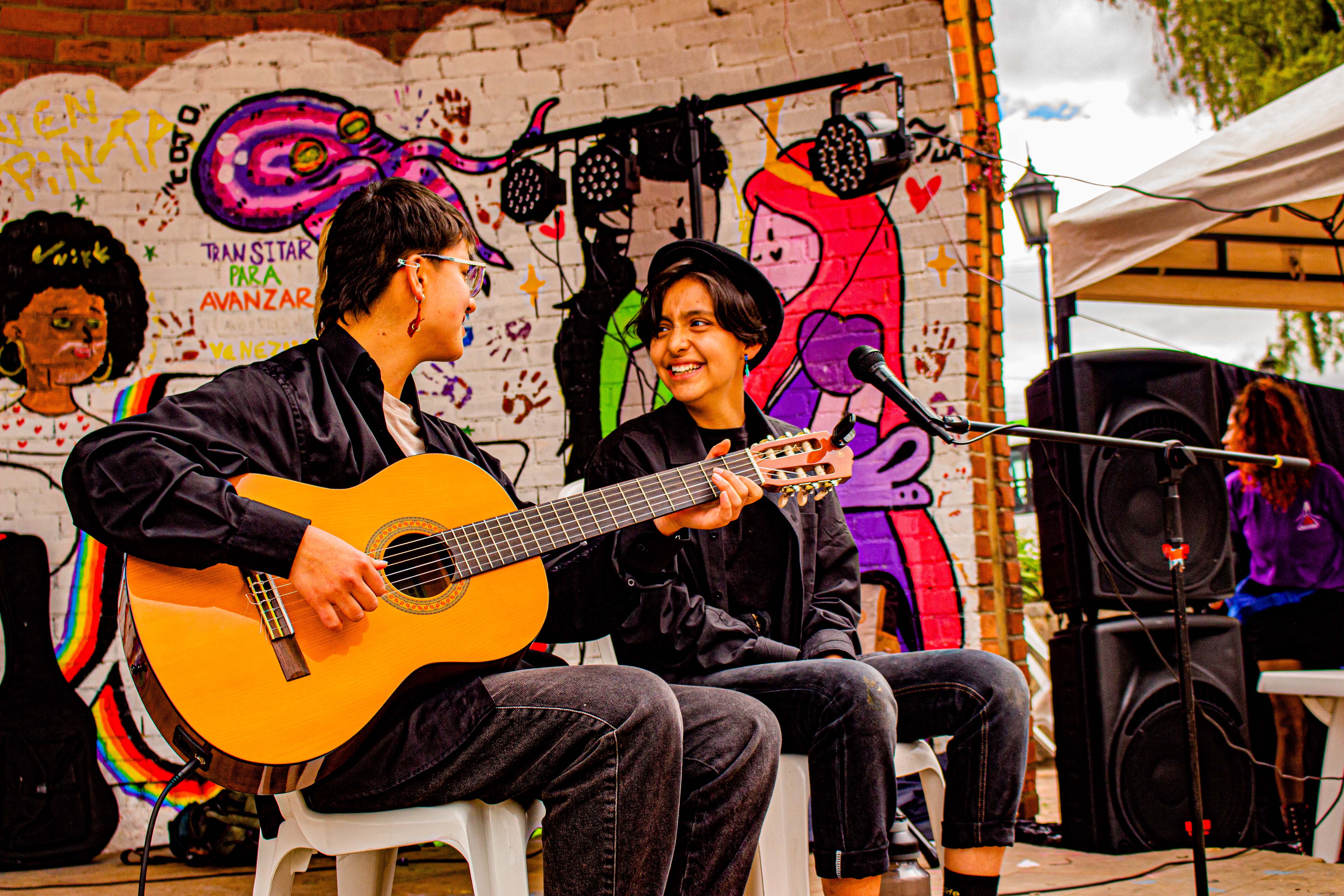 Mafe y Alisson Bernal Lemus integran el dúo “Mata e' agua”.