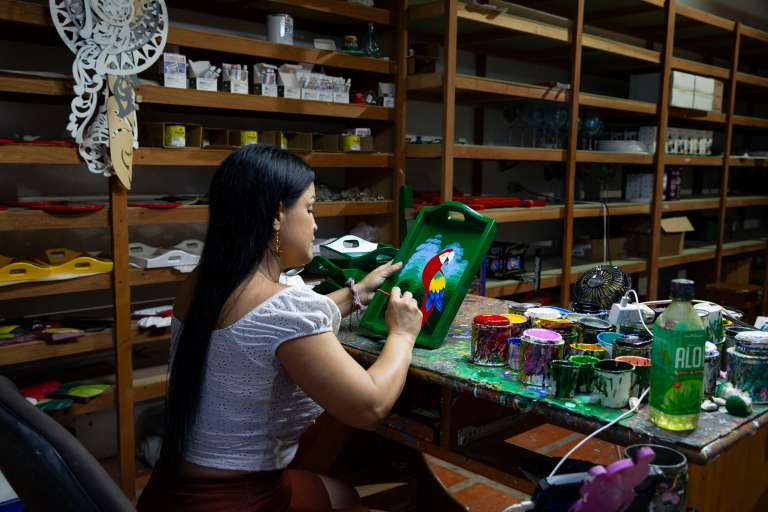 MAESTRA DE PINTURA SARCHI