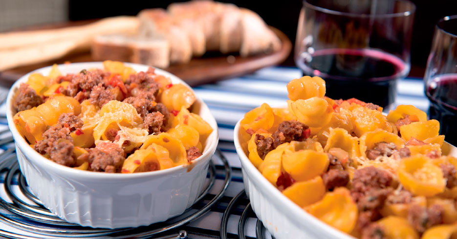 Receta del día: Conchas de pasta con ragú de carne y jamón