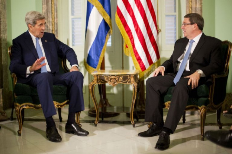 Levantamiento del bloqueo es esencial para normalizar relaciones: Canciller cubano a Kerry