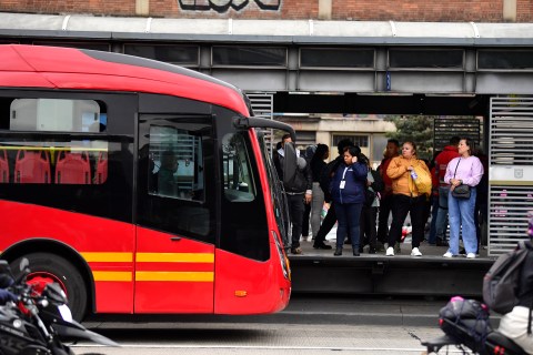 Asesinato de guarda en Transmilenio: la grave crisis de colados y violencia en cifras 