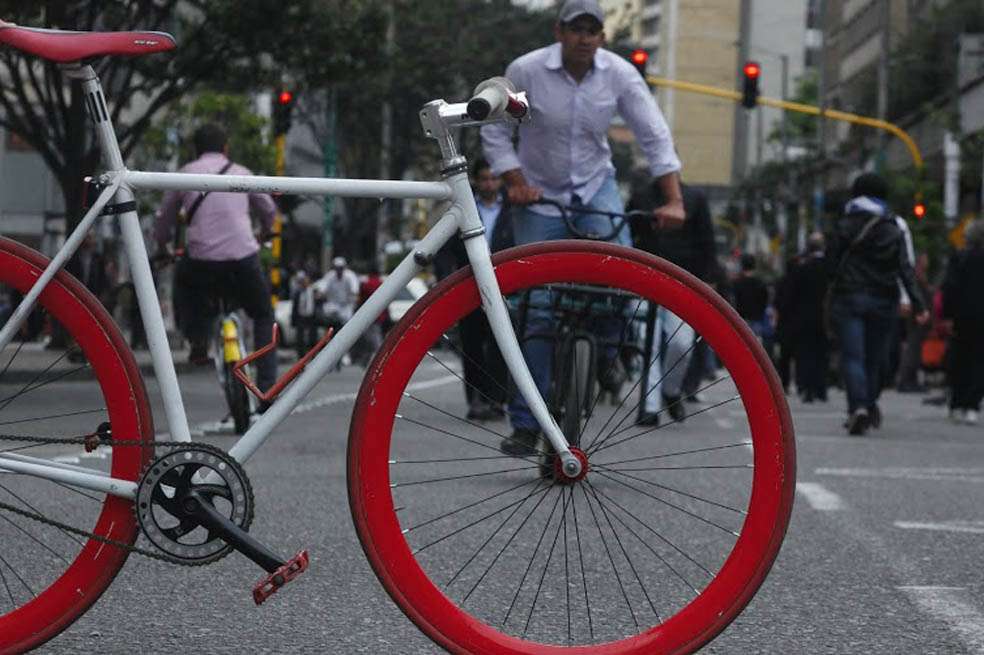 El ‘Libro de la Bici’ se presenta este viernes en el Foro Internacional de la Bicicleta. / Foto: Cortesía