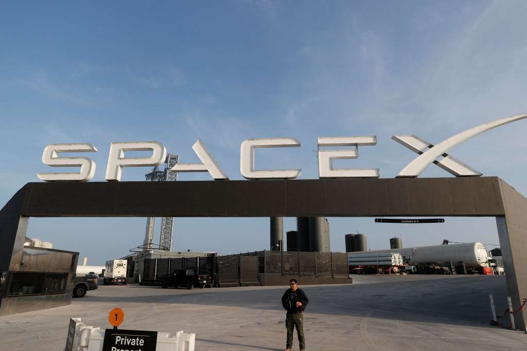 Boca Chica (United States), 13/03/2024.- A general view of the enterance to SpaceX at Starbase in Boca Chica, Texas, USA, 13 March 2024. This will be the third attempt to test the mega rocket Starship. EFE/EPA/ADAM DAVIS