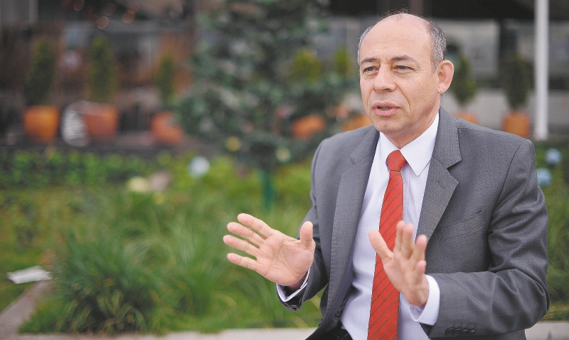 Giovanni Álvarez Santoyo, director de la Unidad de Investigación y Acusación de la JEP. / Mauricio Alvarado - El Espectador.