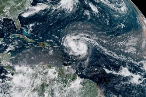 Huracán Erin no tendrá influencia directa sobre Colombia, según el IDEAM