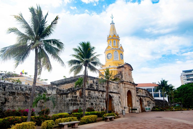 Así es vigilar al poder en Cartagena, una ciudad con 12 alcaldes en 10 años