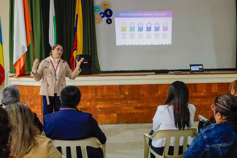 El objetivo es fortalecer las prácticas pedagógicas y apoyar la gestión educación Gobernación Cundinamarca. Fundación Alquería Cavelier