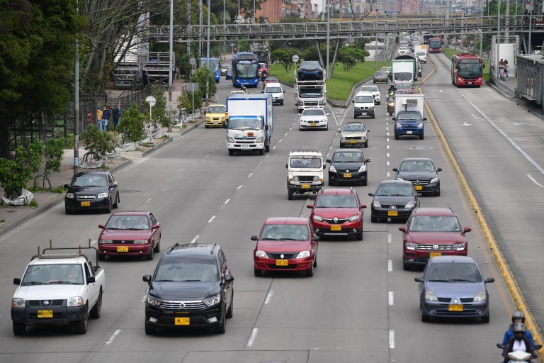 ¿Qué números tienen pico y placa hoy 23 de febrero en Bogotá?