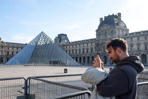 Robo al Louvre: las joyas de USD 102 millones siguen sin aparecer y la pista lleva a Bélgica