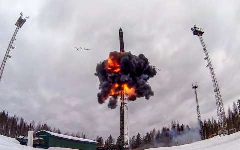 Rusia prueba misiles hipersónicos en medio de la crisis con Ucrania
