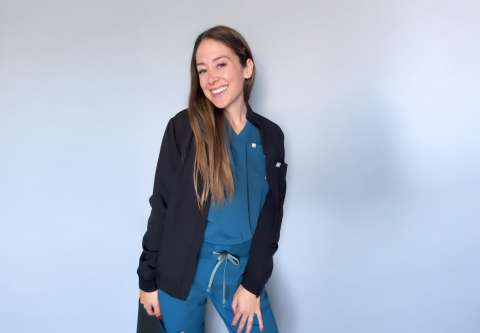 Influencer murió luego de dar a luz. Hailey Okula mostró su embarazo en redes