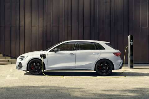 Carros eléctricos en Colombia: ¿cómo impulsar su adopción a futuro?