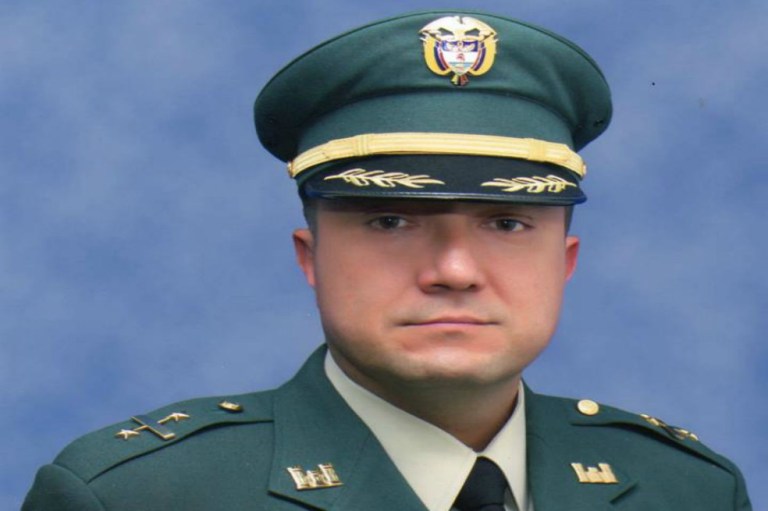Futuro general tiene orden de arresto vigente por caso de ejecución extrajudicial