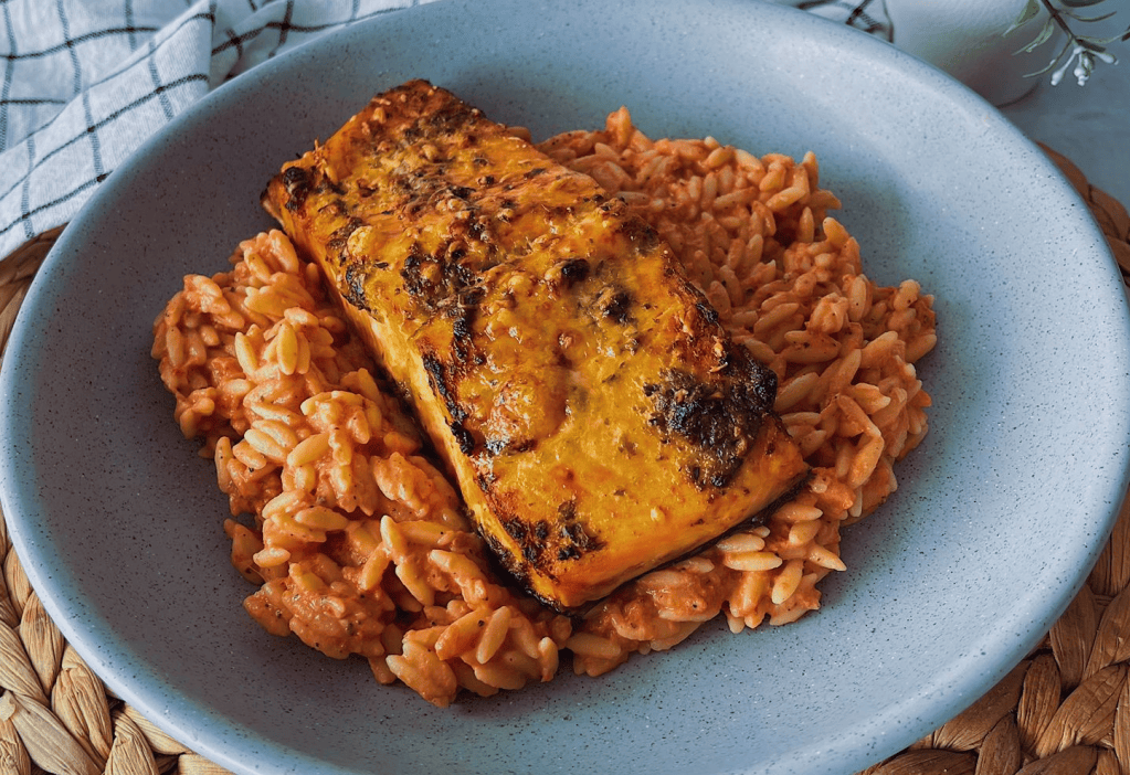 Salmón al pesto