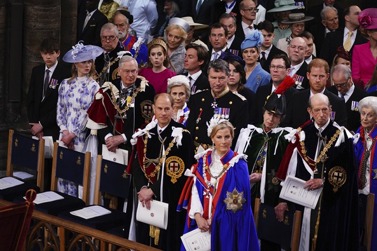 invitados Coronacion Charles II