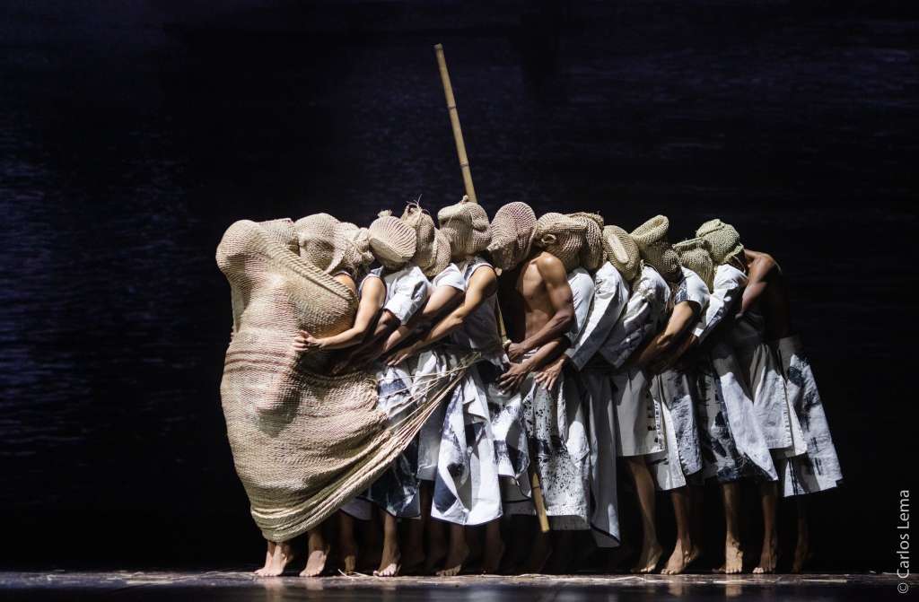 Puesta en escena de la obra “Espíritu de Pájaro”.