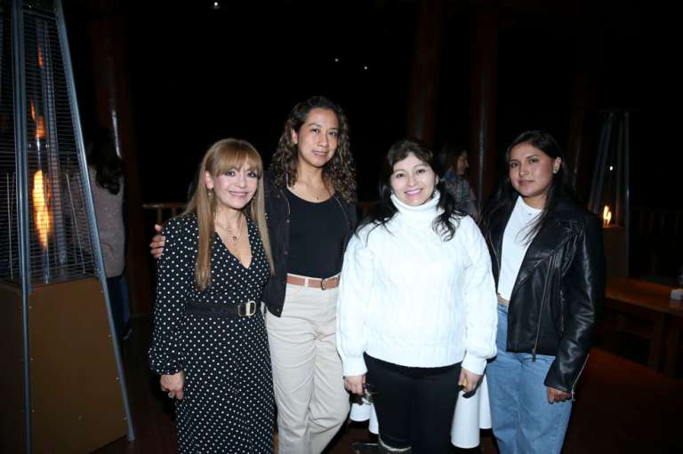 Esperanza Barbosa, Claudia Jacobo, Marilyn Corrales y Lucero Chávez