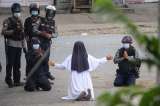 Las monjas de Birmania, protagonistas en las protestas contra la junta militar