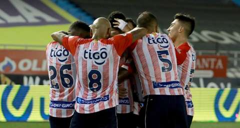 River perdió, pero Junior no le ganó a Santa Fe y quedó fuera de la Libertadores