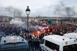 Grito al unísono en Francia por reforma pensional: “Hay que bloquear el país”