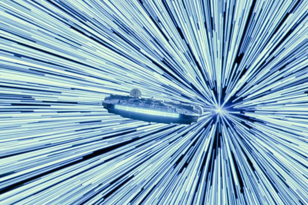 El Halcón Milenario saltando al hiperespacio en "Star Wars: El ascenso de Skywalker".
/ Disney