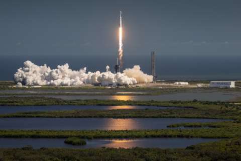 Despega Europa Clipper, la misión de la NASA que buscará un océano en el espacio