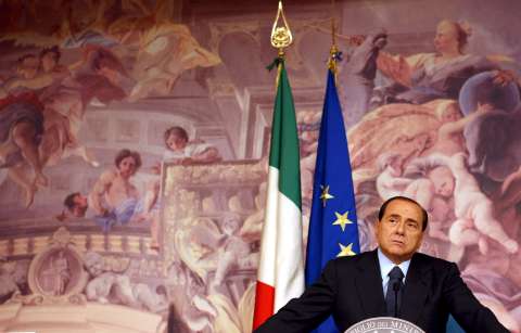 Berlusconi, el magnate que cambió el modo de hacer política antes que Trump