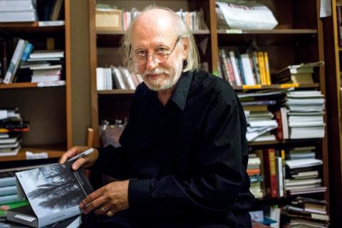“No olvida, pero quiere”, relato de infancia del Premio Nobel de Literatura 2025