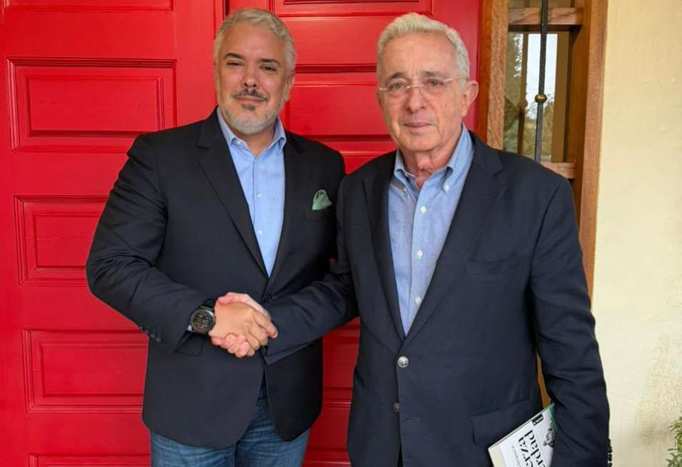 Se reunieron los expresidentes Iván Duque y Álvaro Uribe.
