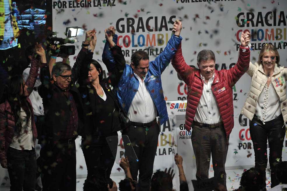 Juan Manuel Santos pasó a segunda vuelta presidencial con el 25% del total de votos de la jornada de ayer. / Luis Ángel