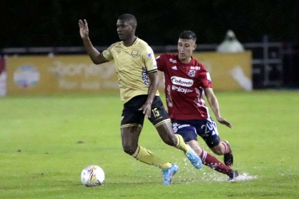 Con la victoria, Águilas estiró a cuatro puntos su ventaja sobre Medellín.
