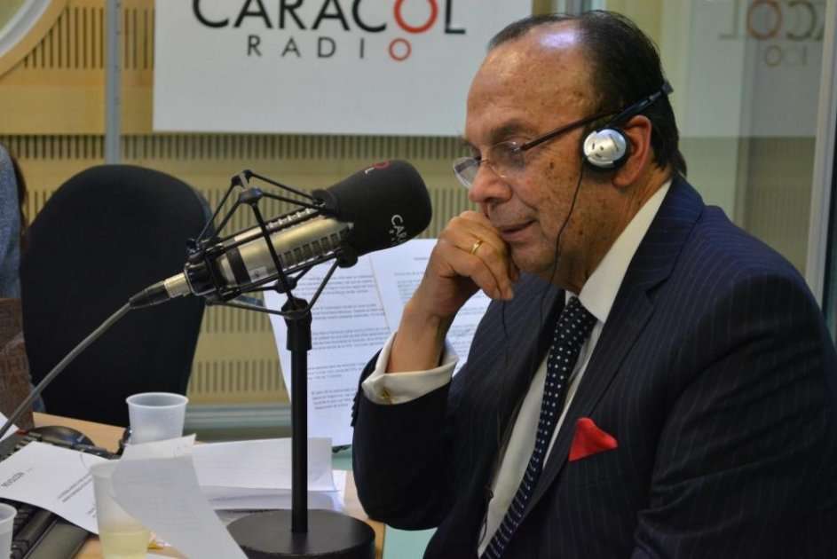 El próximo año, Hernán Peláez Restrepo continuará al aire en ‘El pulso del fútbol’ y en ‘Café Caracol’.